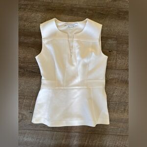 Diane Von Furstenberg Fit and Flare Cream Sleeveless Blouse Womens Size 4